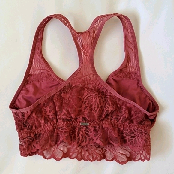Victoria Secret's PINK Flora Lace Crop - Picture 7 of 7